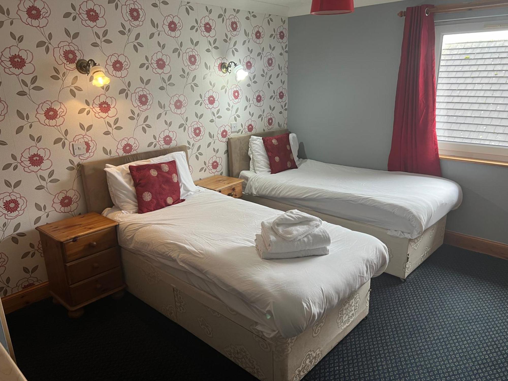 גרטנה Hazeldene Hotel מראה חיצוני תמונה